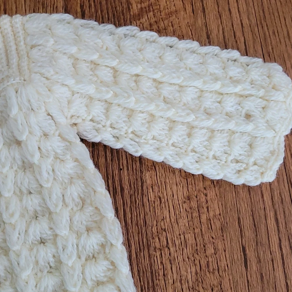 Vintage Handmade Knit Baby Sweater and Bonnet Set - Picture 4 of 11